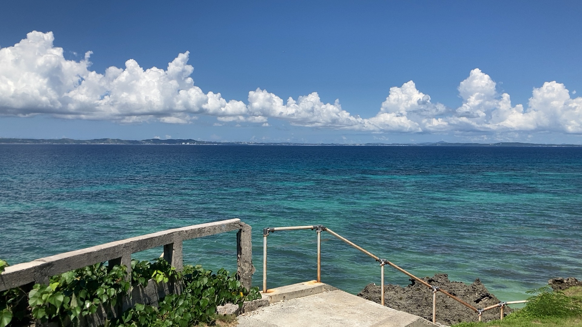 沖縄旅】久高島の日帰りモデルコースをご紹介！神の島のパワースポット